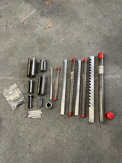 Gebruikt 2003 Werkplaatspers Brootspers 15t.