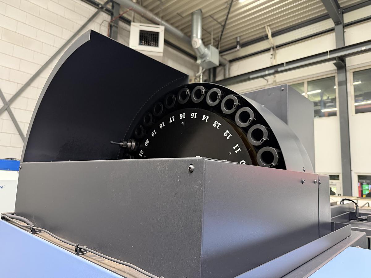 Gebruikt DOOSAN DNM 4500