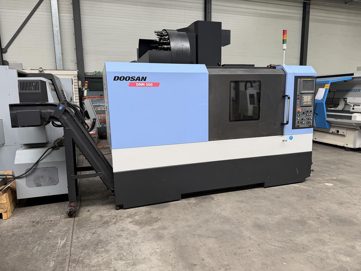 Gebruikt DOOSAN DNM 500