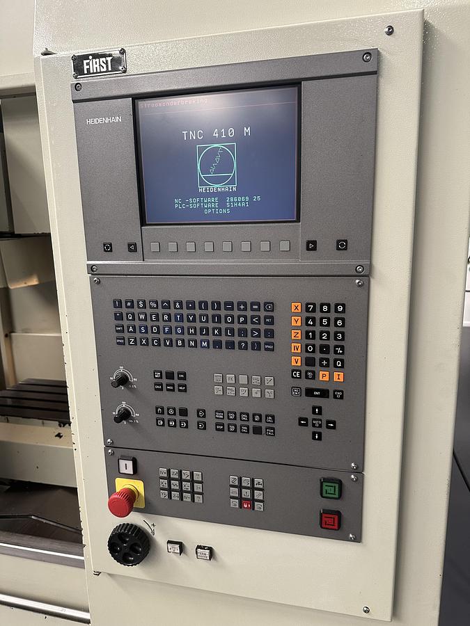 Gebruikt First MCV 300