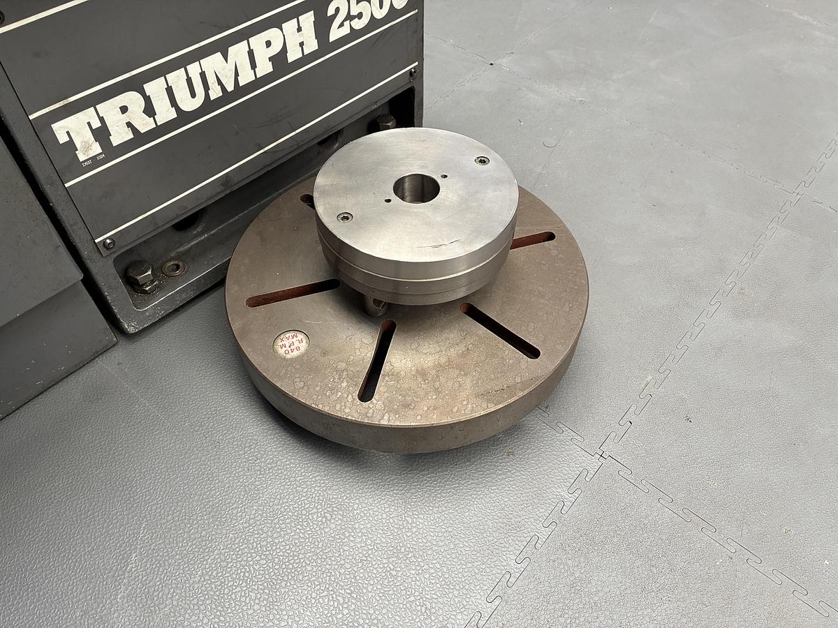 Gebruikt 1995 Colchester Triumph 2500 VS