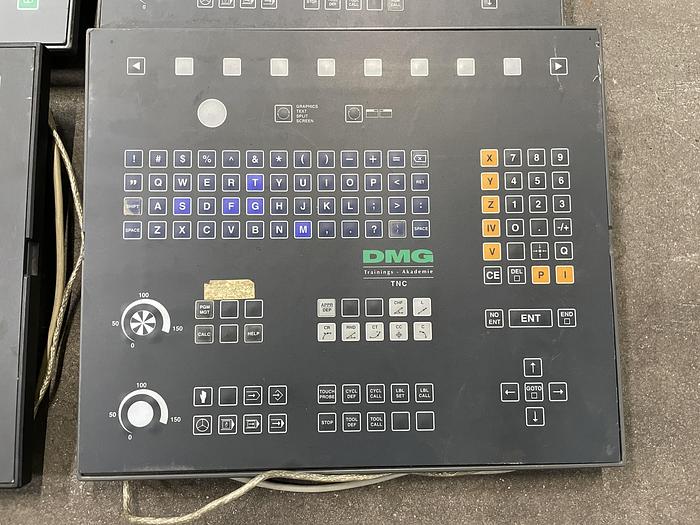 Gebruikt DMG 10 stuks toetsenborden voor cnc-leerdoeleinden