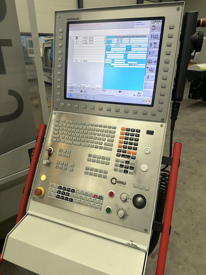 Gebruikt HERMLE C400 V