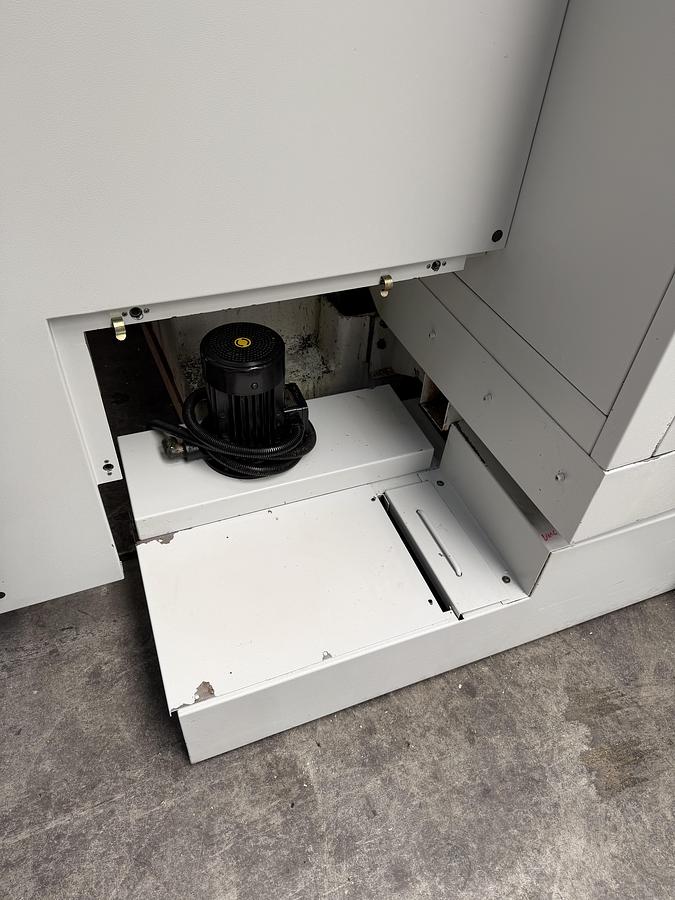 Gebruikt Bridgeport VMC 600/22