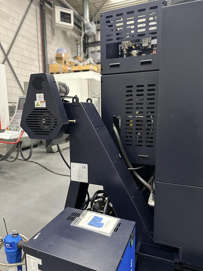 Gebruikt Hwacheon VESTA-1000+