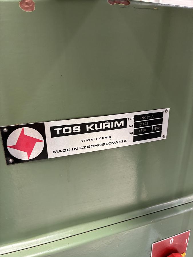 Gebruikt Tos FNK-25A