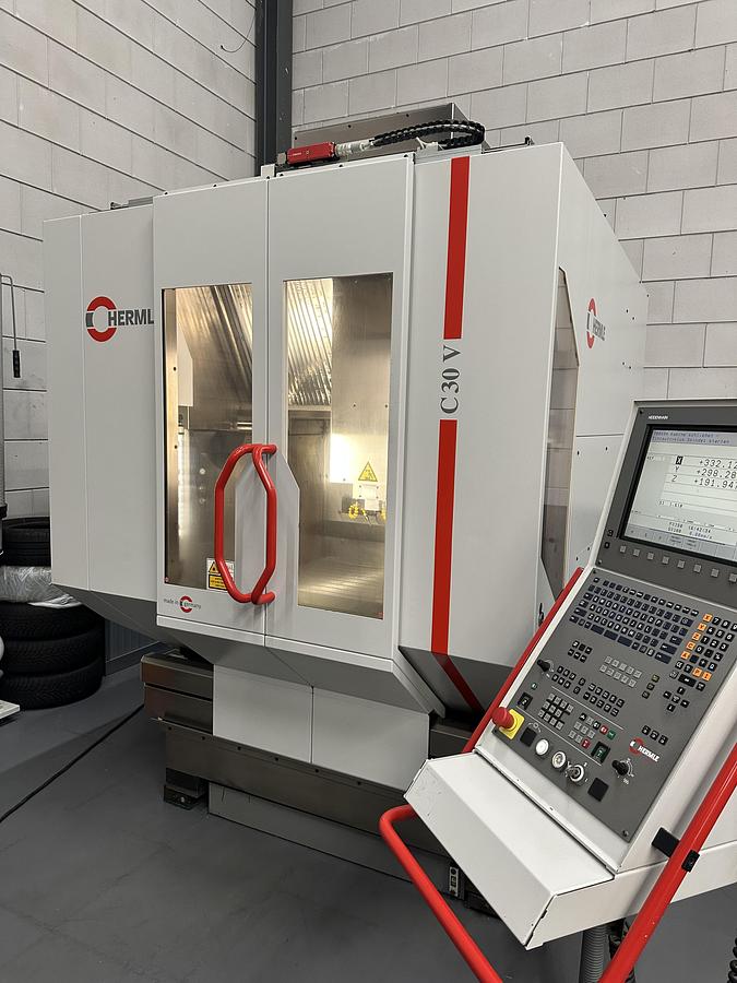 Gebruikt HERMLE C30 V (HSC - 40.000 RPM)