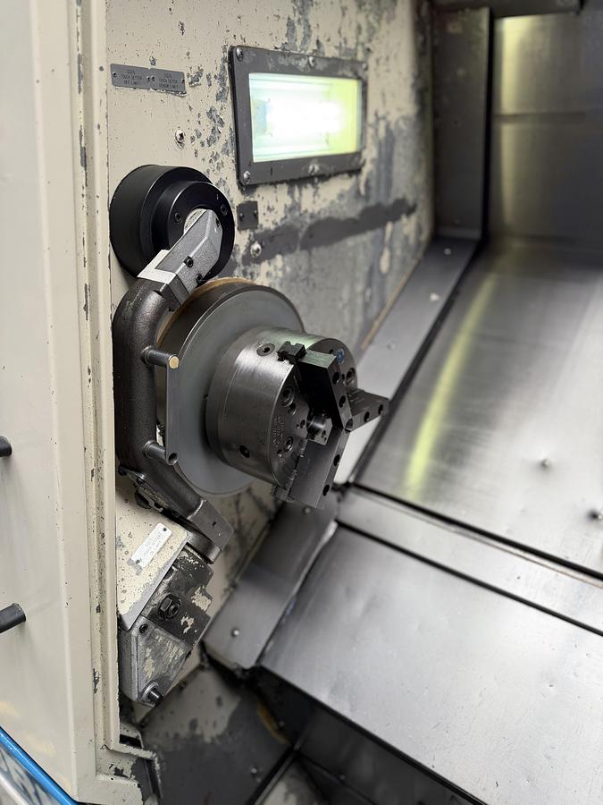 Gebruikt Okuma LB300 