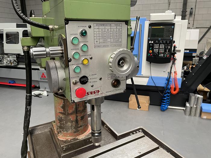 Gebruikt Irsasa snelradiaalboor RSH32