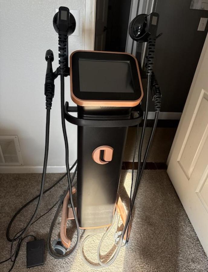 Used 2023 Lumenis TriLift