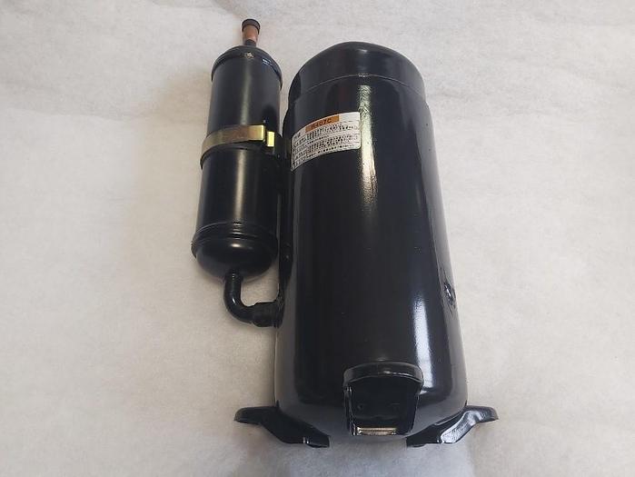 Automatischer Öl Temperaturregler, C-RN223H3C, Y000Z1120035, Makino,  neu