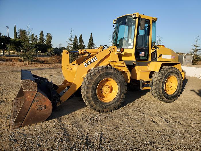 Used 2002 John Deere 344H