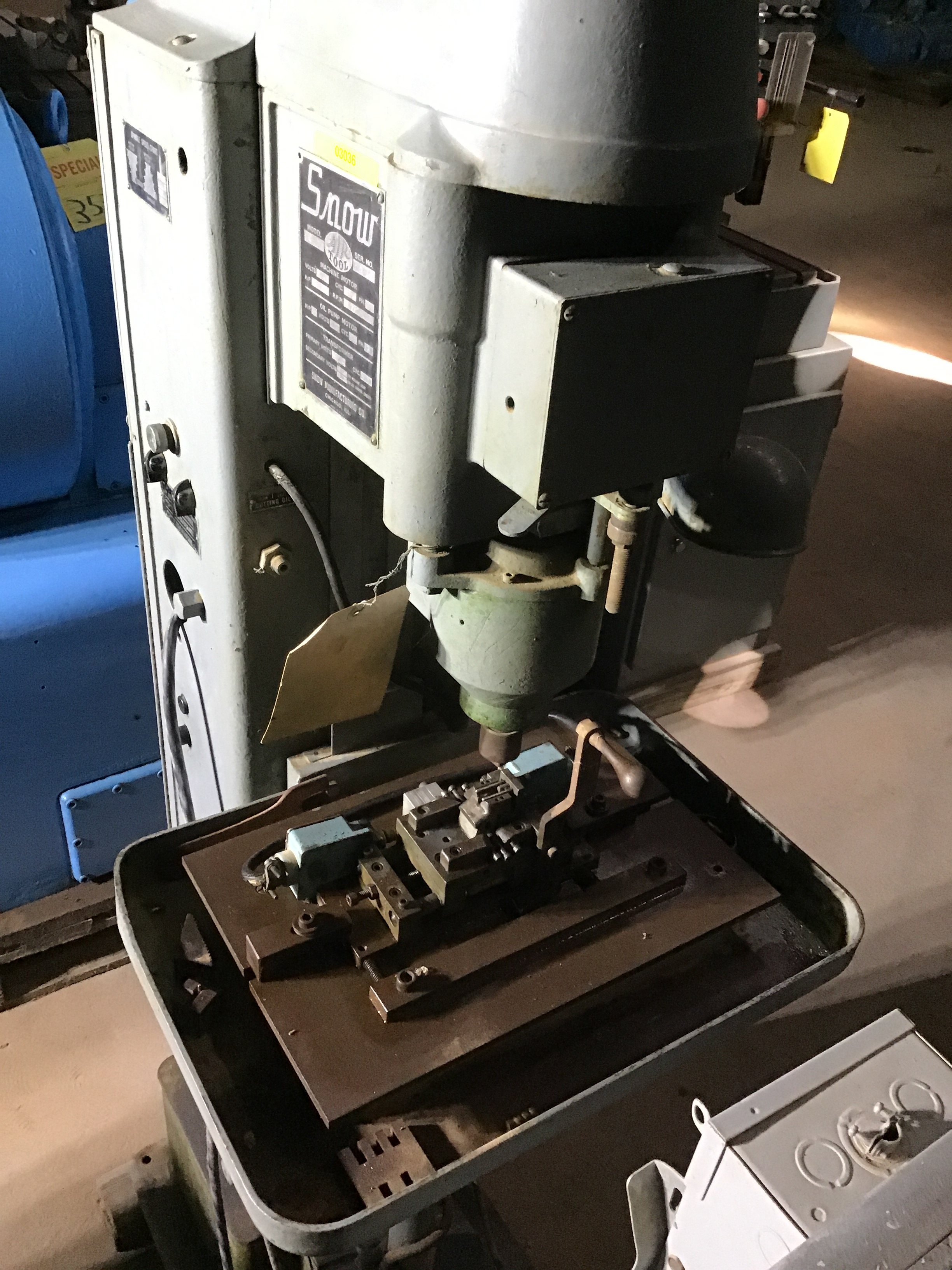 Used Snow Model 2-UT Tapping Machine; Floor Model; S/N 12414