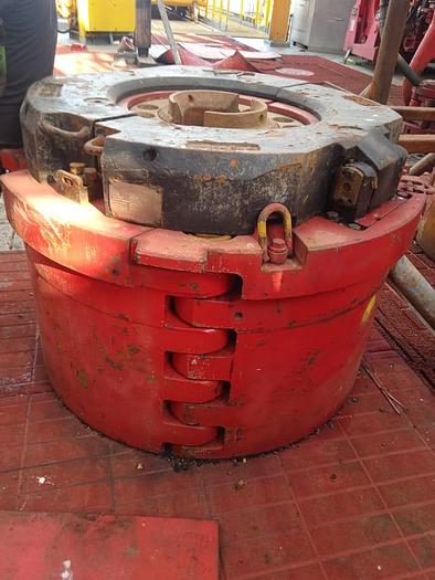 Used National Oilwell Varco NOV ADS-30Q Drawworks with 4 x 1150 HP motors