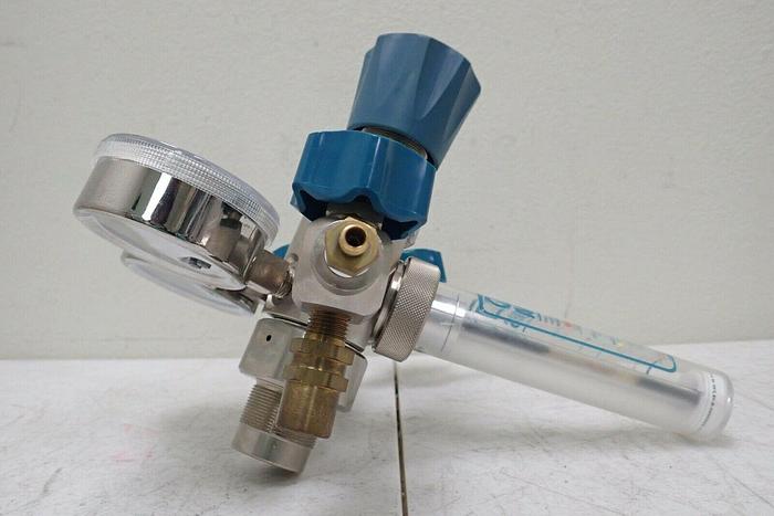 Used Airgas Y12-SR145D Gas Regulator with Smart Indicating Regulator SIR-Cartridge