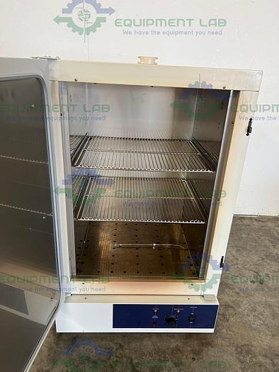 Used Thermo Scientific 6524 Economy Gravity Convection Oven 115V, 4.5 Cu, Ft 210°C