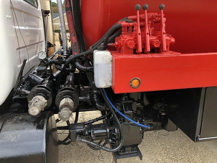 Used 2001 Mack RD688S