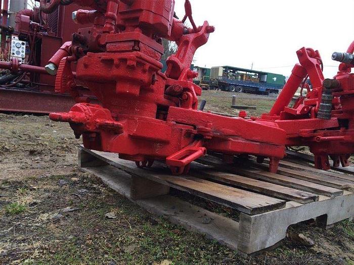 BJ BTS Hydraulic POWER TONGS - Sold