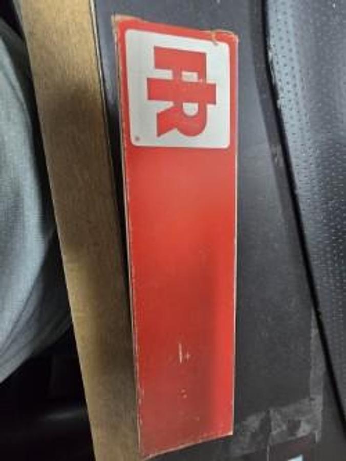 Ingersoll-Rand Channel Valve W/ Spring PN: 75C33