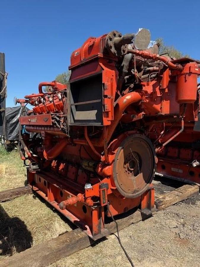 Used Waukesha L5794LT Engine SN C-95376/5