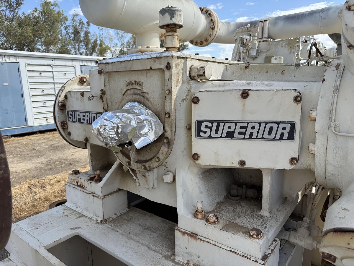 Used White Superior Ram-54 Compressor Frames 331380