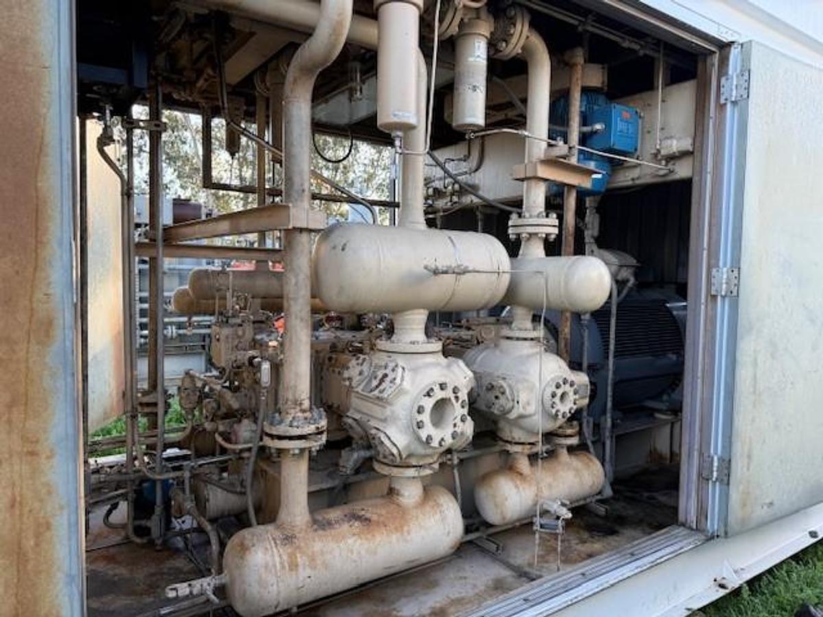Used 600 HP / Ariel JGA-4 SN F-21749 Four Stage CNG Compressor Package Size 6.125” x 4.125” x 3.375” x 3.375” x 1.75” x 1.75” with ACE E721 Cooler
