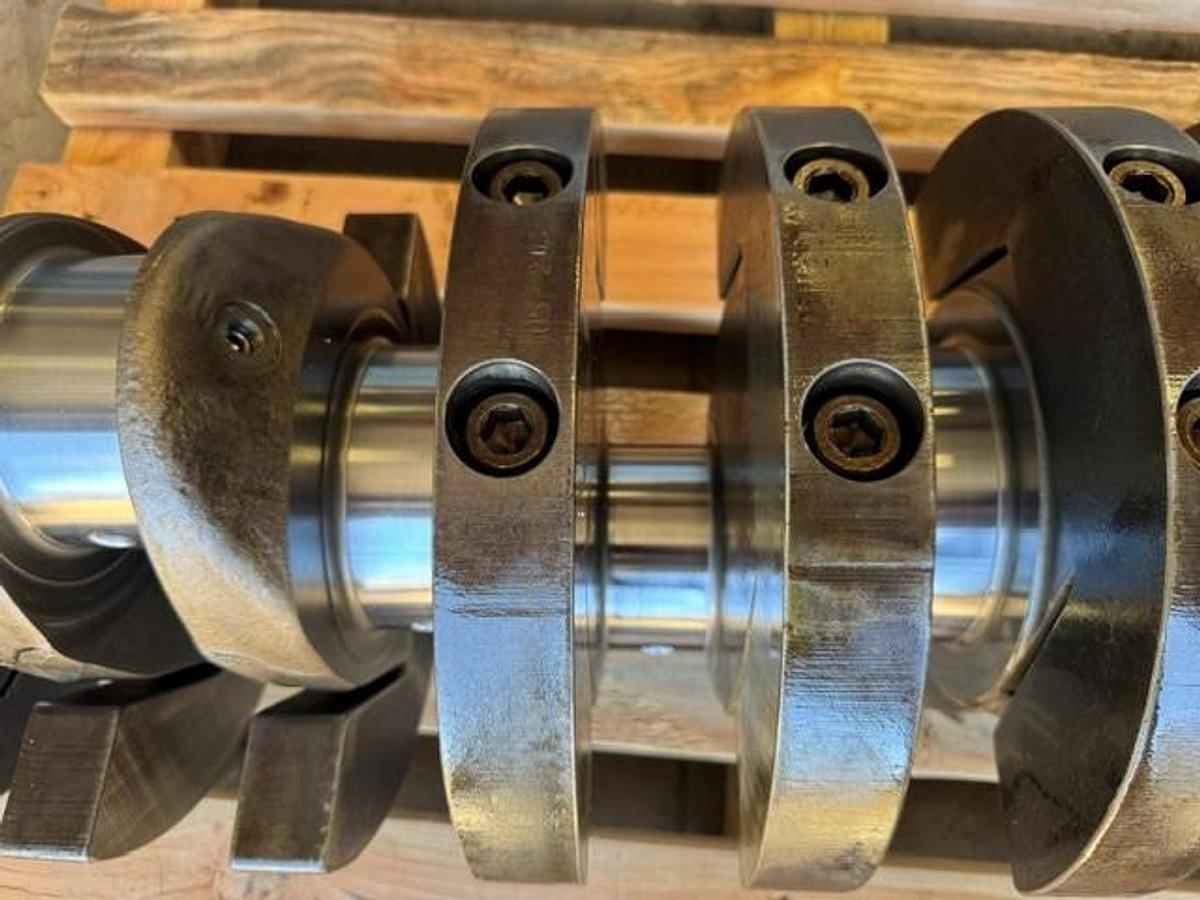 Used Waukesha H24 Crankshaft PN E301111