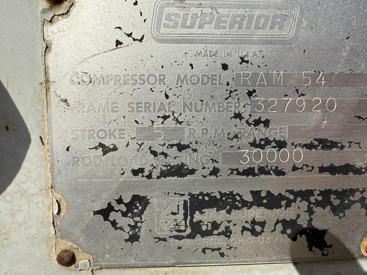 Used White Superior RAM-54 Compressor Frame SN: 327920 with 14” x 9.5” x 6” Cylinders