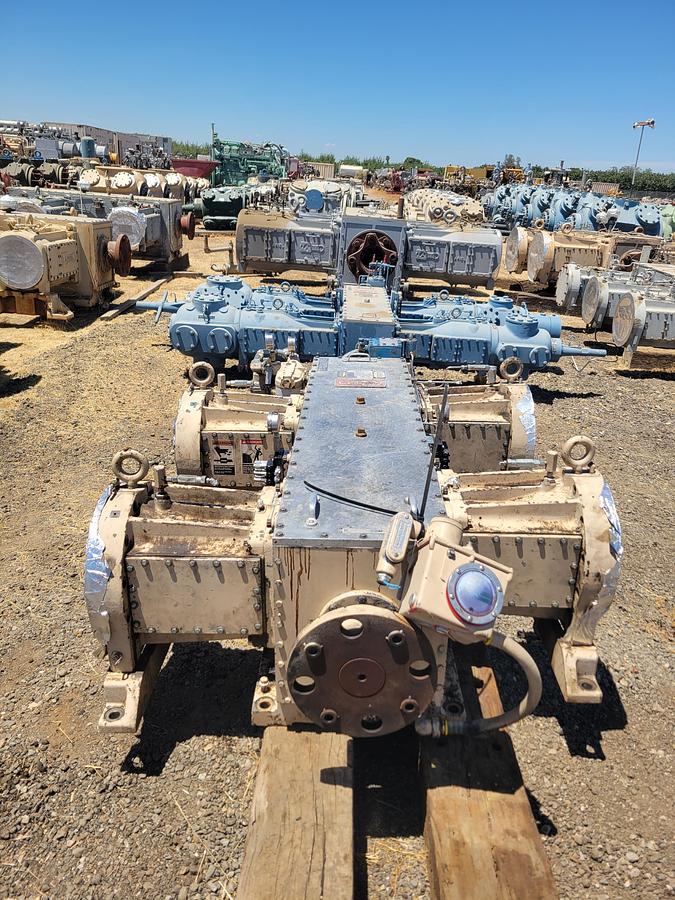 Used Ariel JGW-4-3 STAGE S/N F-17922 MFG 04/202 Size 13.5 x 13.5 x 10.375 x 6” x 4 1/4 Stroke