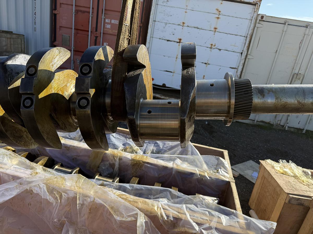 Used Waukesha A200411D Crankshafts 