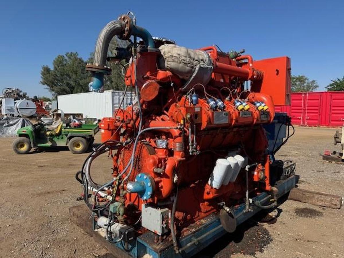 Used Waukesha L36GSID / Leroy Somer 550 KW Natural Gas Generator Set SN C-17682/1