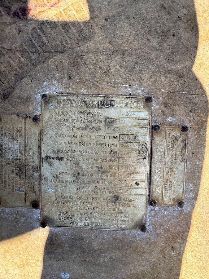 Used Waukesha L7044GSI / Ariel JGK-2 Compressor Package SN F-18820 Size 11" x 6.25"