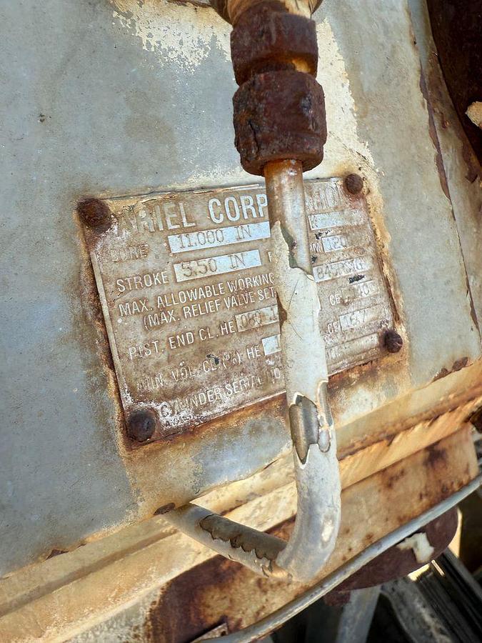 Used Waukesha L7044GSI / Ariel JGK-2 Compressor Package SN F-18820 Size 11" x 6.25"