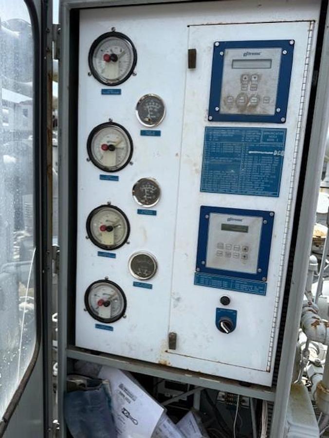 Cat G3408TA SN 6NB04803 / Ariel JGJ-2 SN F-29256 Three Stage Compressor Package Size 9.75” x 6.375” x 3.875” with 84BEH Cooler 