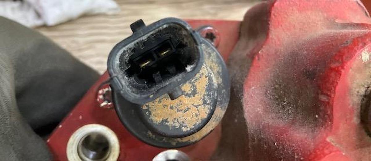 Used Cummins Fuel Pump Injector PN 5264250NX
