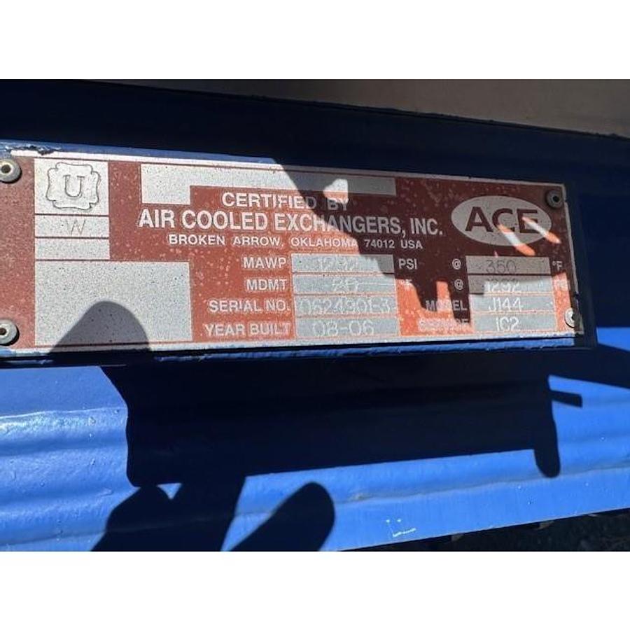 Used Ariel JGE-4 SN F-23606 / Waukesha F3524GSI (no engine) Three Stage Compressor Package Size 17.25” x 17.25” x 13.5” x 9.625” with ACE J144 Cooler