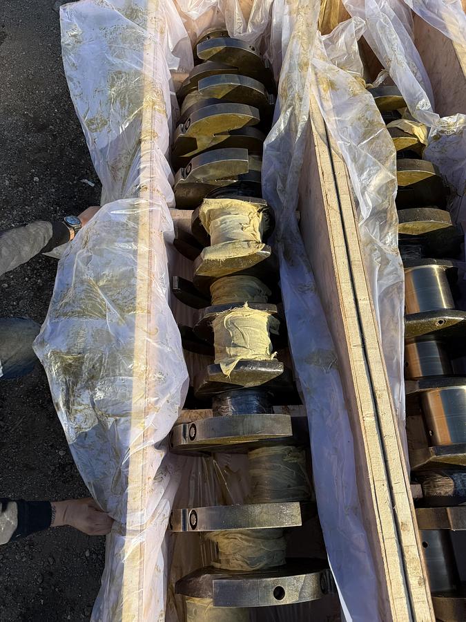 Used Waukesha A200411D Crankshafts 