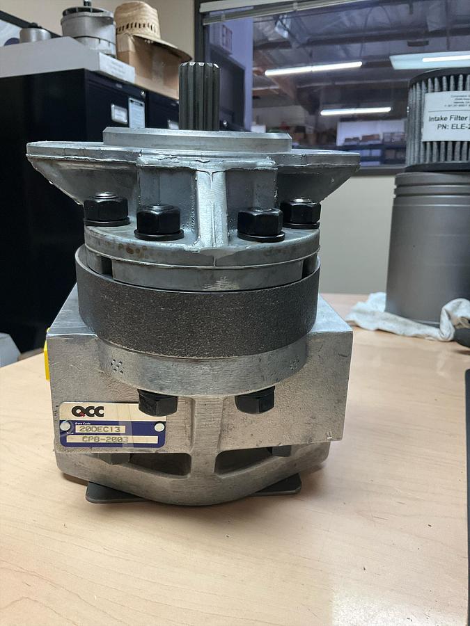 Used Gemini oil pump PN: 1105761