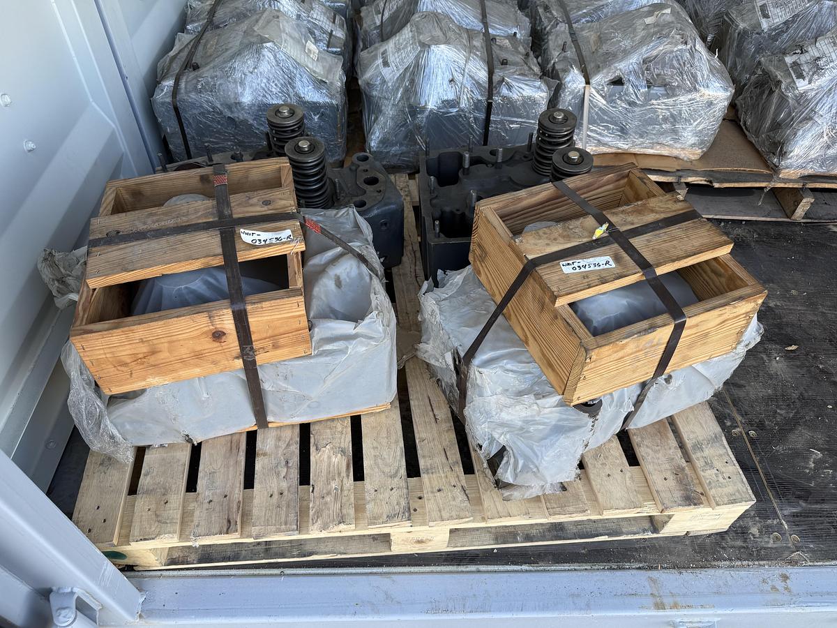 Used White Superior 8G825