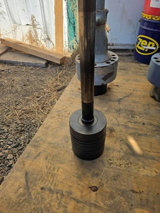 Used  Ariel 5.135 RJ Cylinder C-30444 