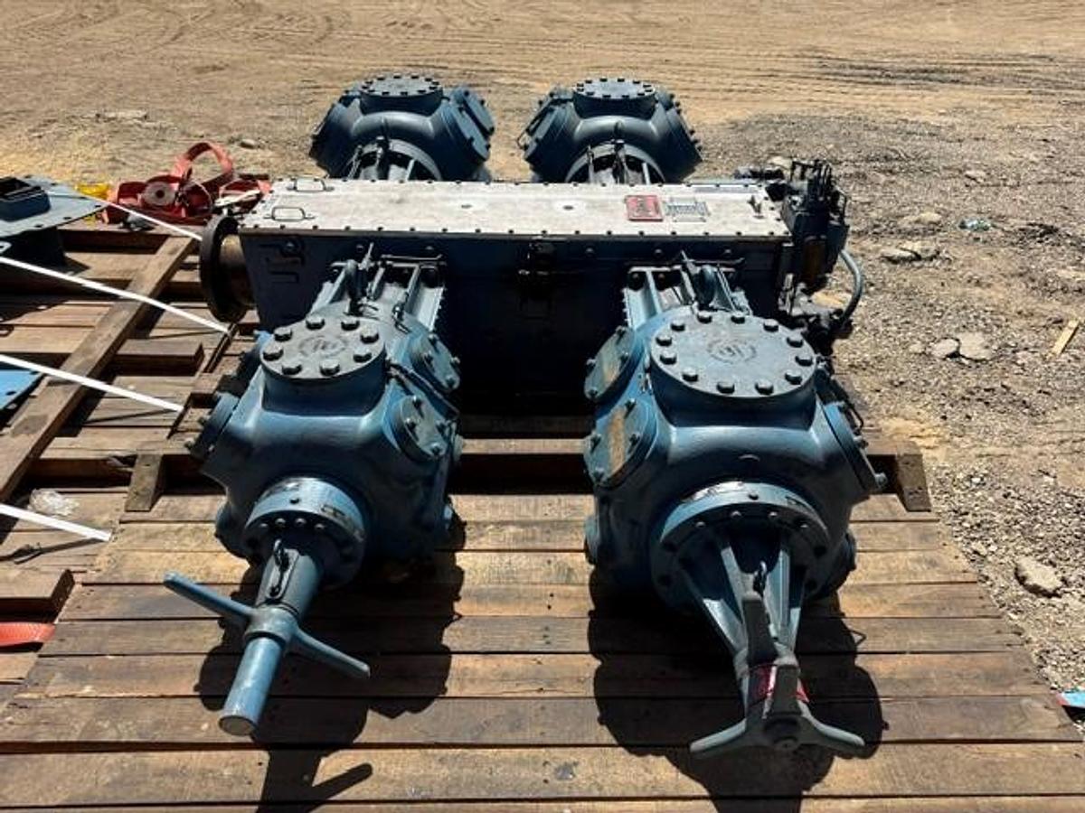 Used Ariel JGJ-4 Compressor Frame SN F-30727 with 11” x 11” x 9.25” x 5.125” Cylinders