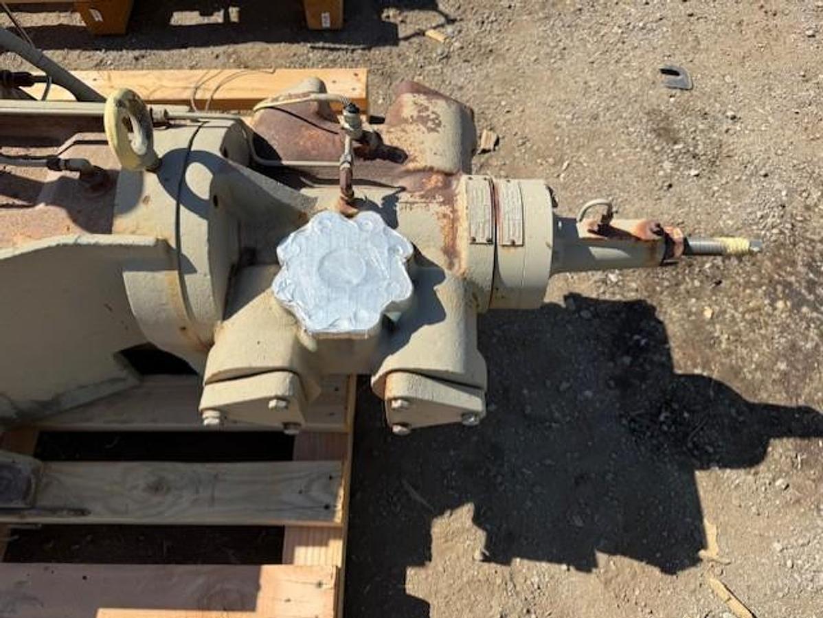 Used Ariel JGM-2 Frame SN F-5793 with (2) 4.125” JGM 720 # Cylinders 