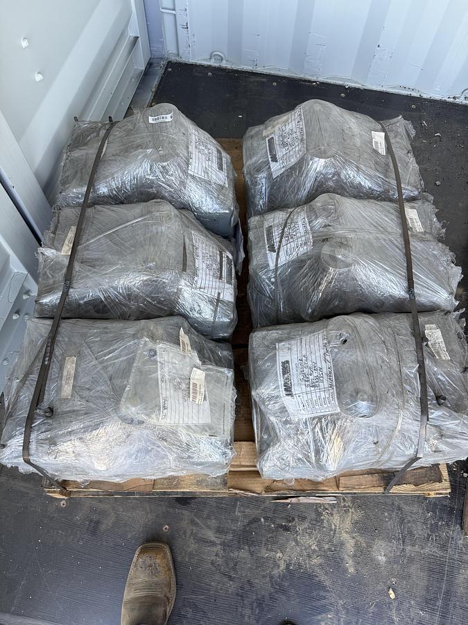 Used White Superior 8G825