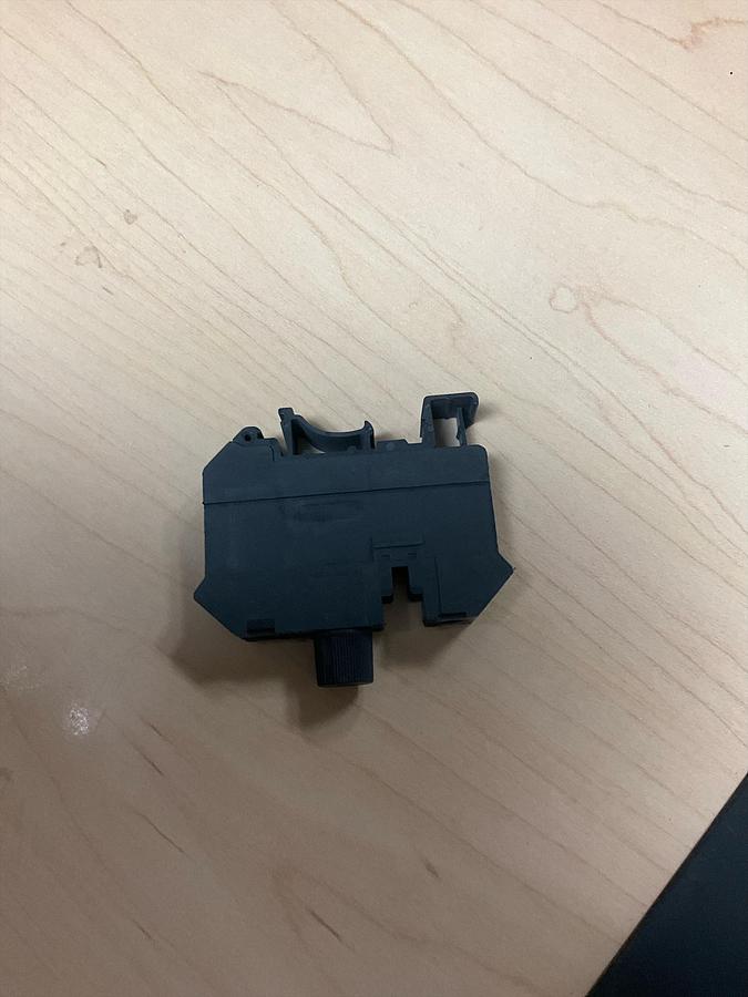 PHOENIX CONTACT Fuse modular terminal block PN: UK 10-DREHSI