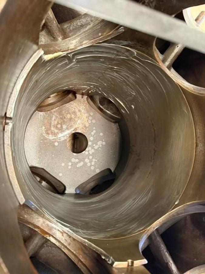 Used Cooper Bessemer 18.75" CG105-3 200 # Cylinder SN 25682