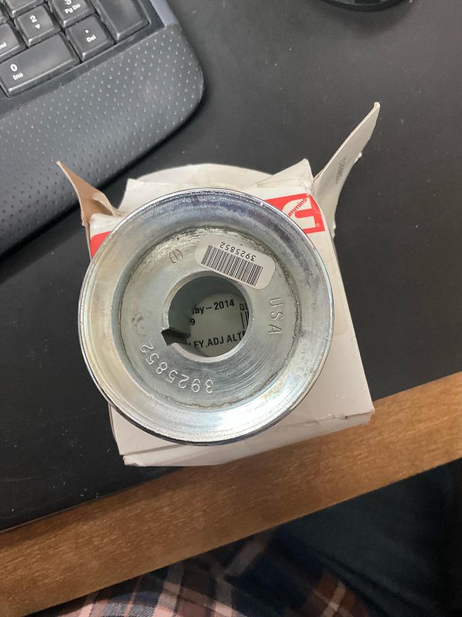 CUMMINS ALTERNATOR PULLEY PN: 3925852