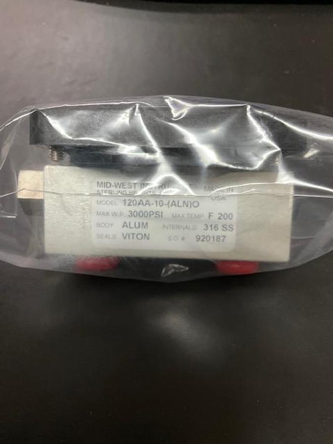 Midwest Instrument 120AA-10-(ALN)O Pressure Gauge