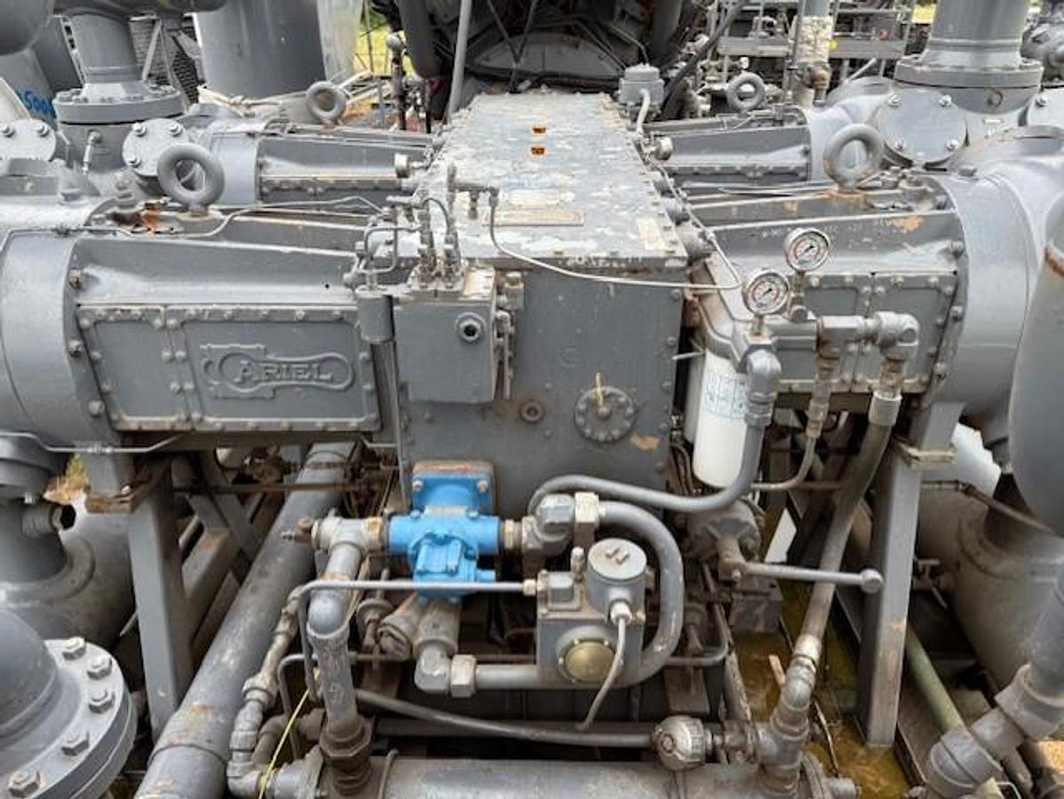 Used Waukesha L7044GSI / Ariel JGK-4 Three Stage Compressor Package SN F-17437 Size 13.625" x 13.625" x 9.625" x 6.75" with 156EH Cooler