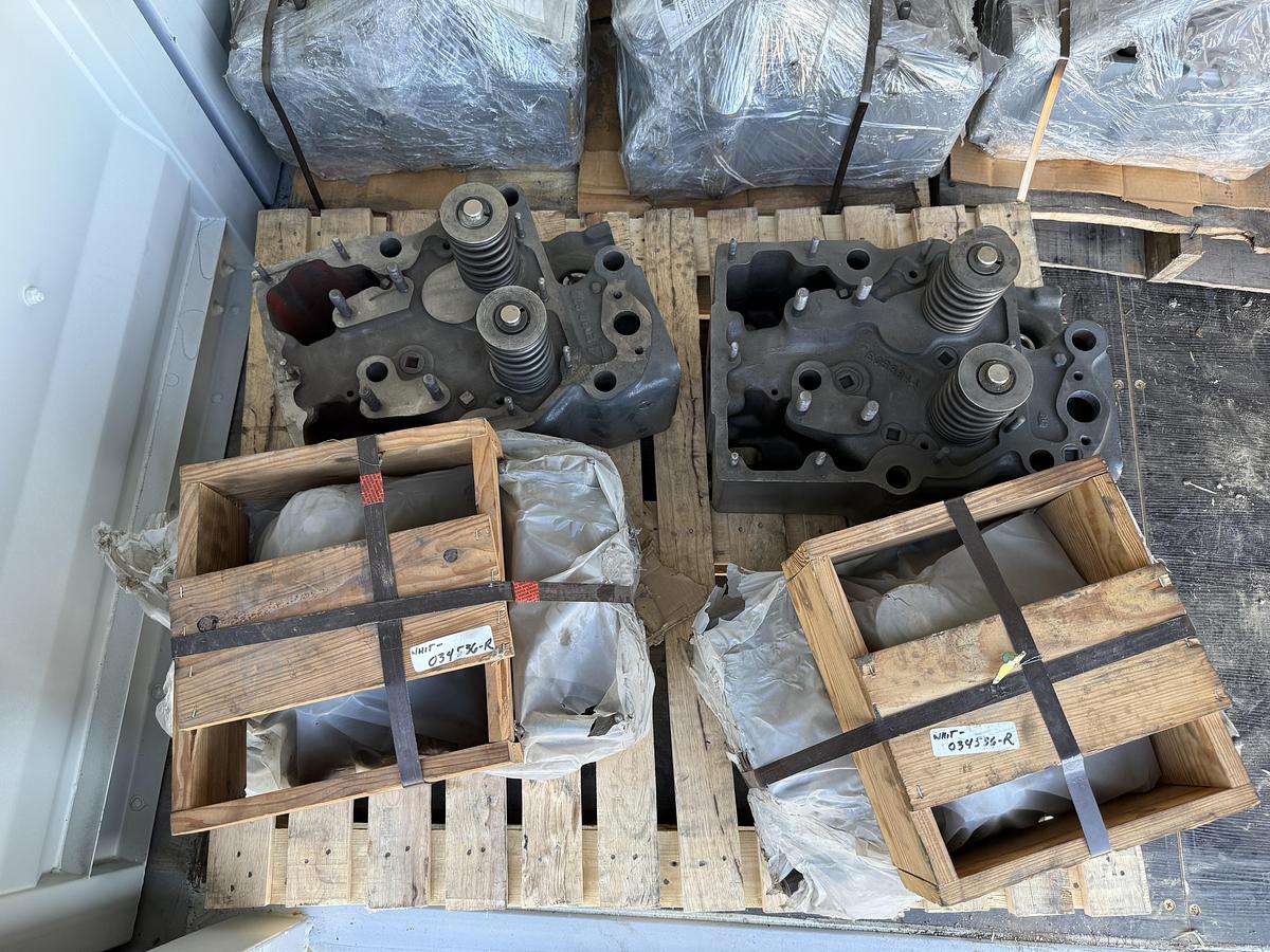 Used White Superior 8G825