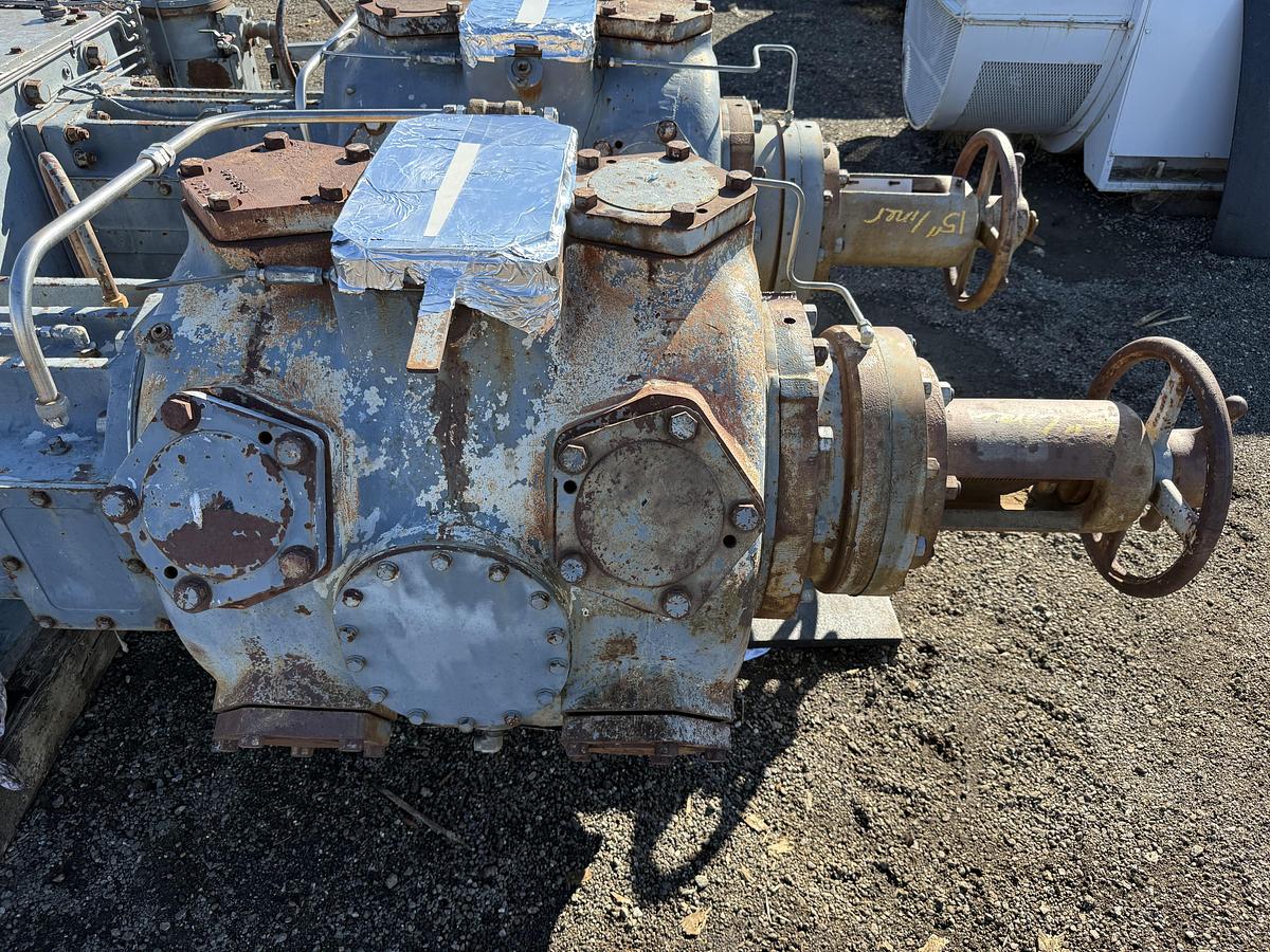 Used White Superior MW-64 Compressor Frame SN 312850